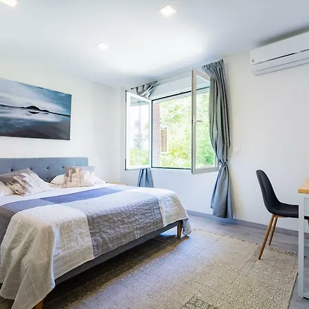 Exclusive Quietness In The Heart Of Madrid With Public Parking, Breakfast, 2 Bathrooms-2